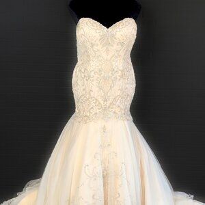 Phillippe Matthew Ivory Wedding Gown Size 18